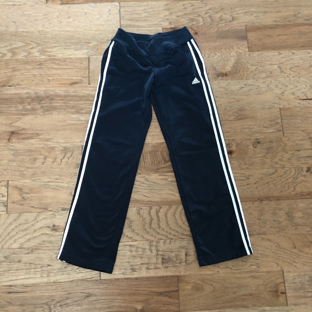 Women’s Adidas pants